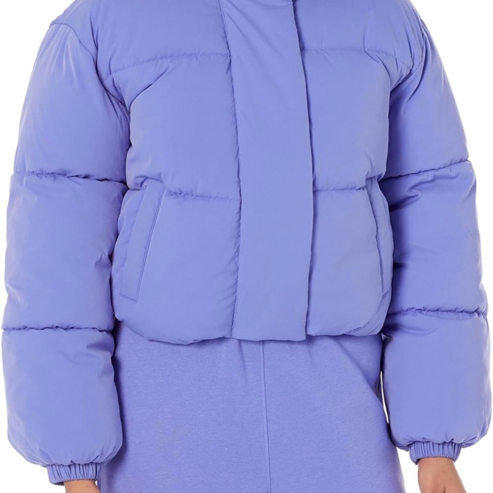 NWT! Amazon Essentials Womens Cropped Full-Zip Puffer Jacket, Size Medium